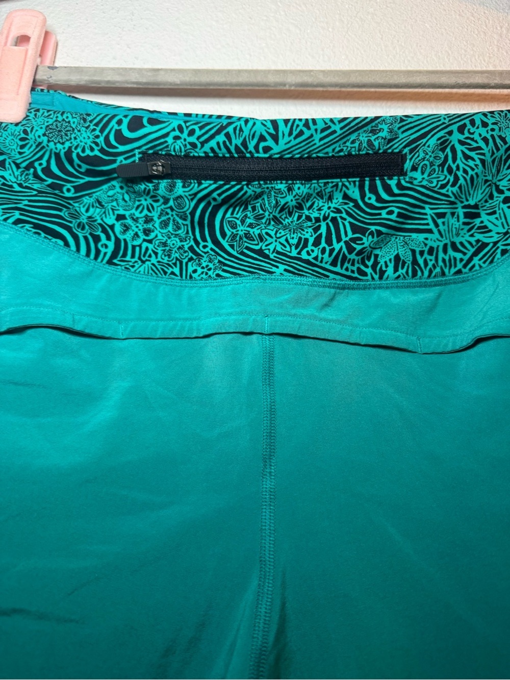 Lululemon Run Times Short II 4” Spirit Green / Kitakami Viridian Green Black - Picture 5 of 8